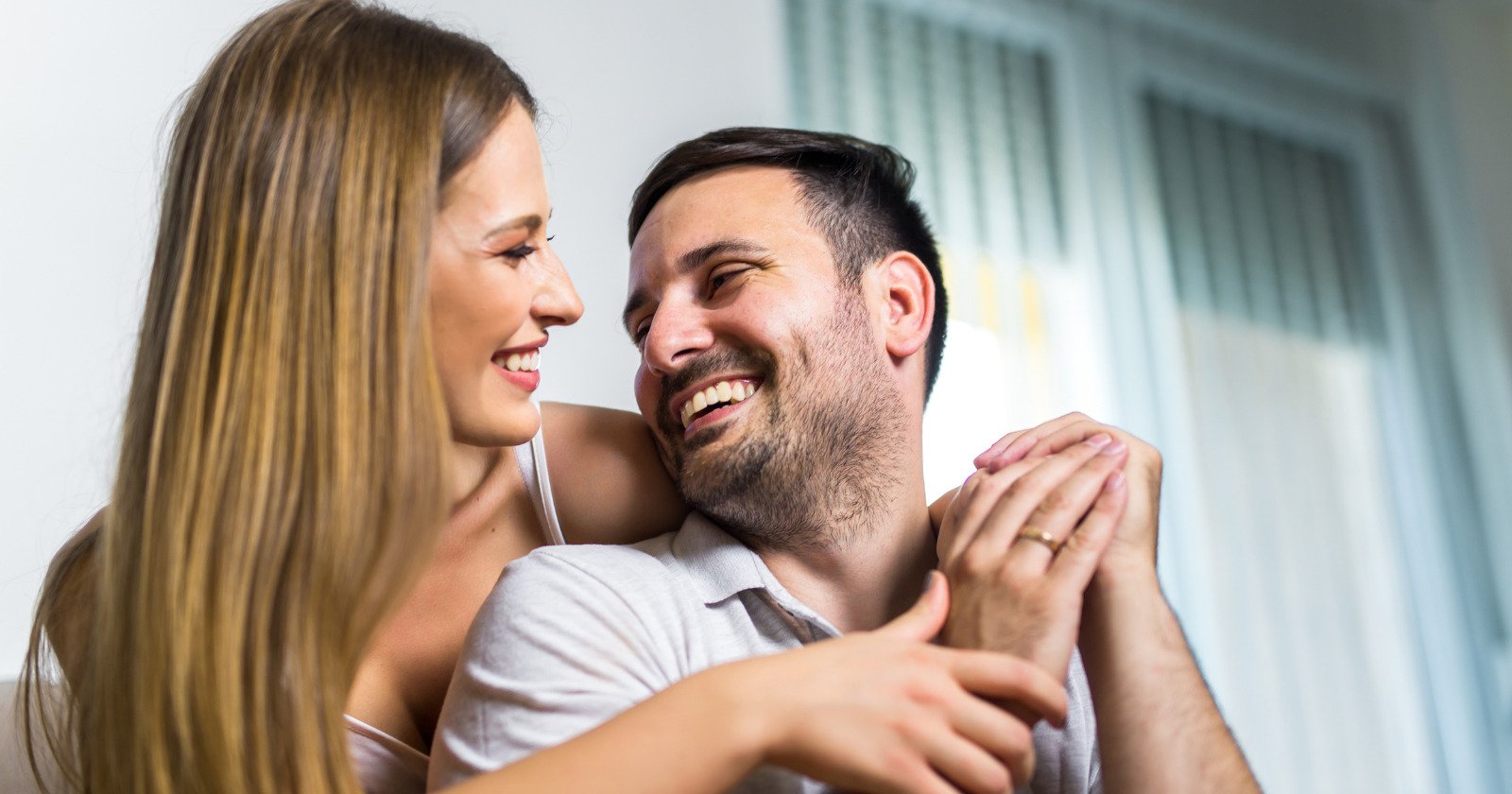 7 subtle behaviors of men who stay loyal and never cheat in a relationship