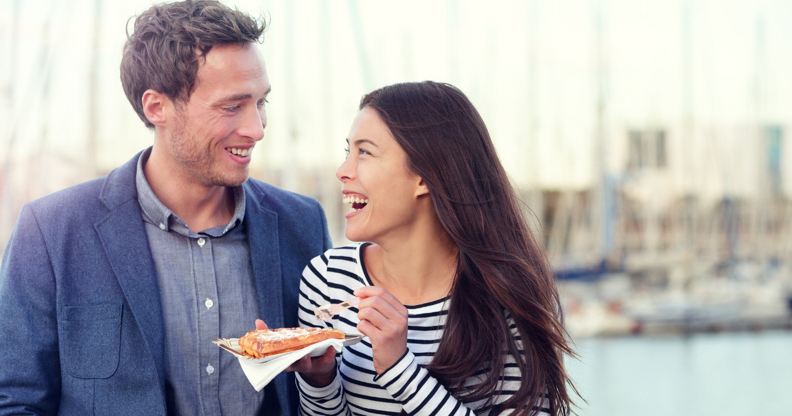 10 habits of men who always cheat in their relationships, according to psychology