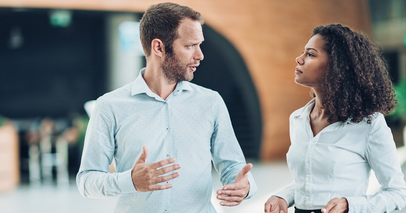 8 powerful comebacks to stop a manipulator in their tracks