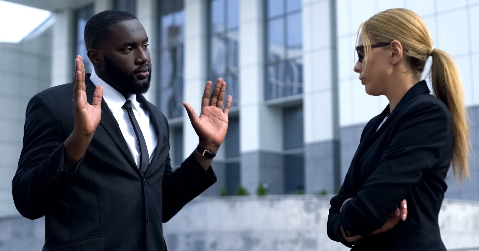 8 subtle behaviors of people who refuse to apologize when they’re in the wrong