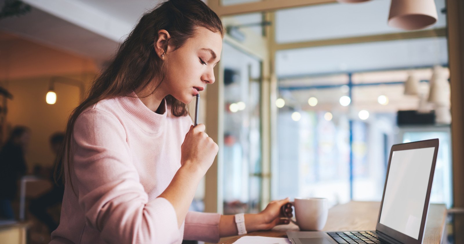 7 signs of a highly intelligent person with low self-worth